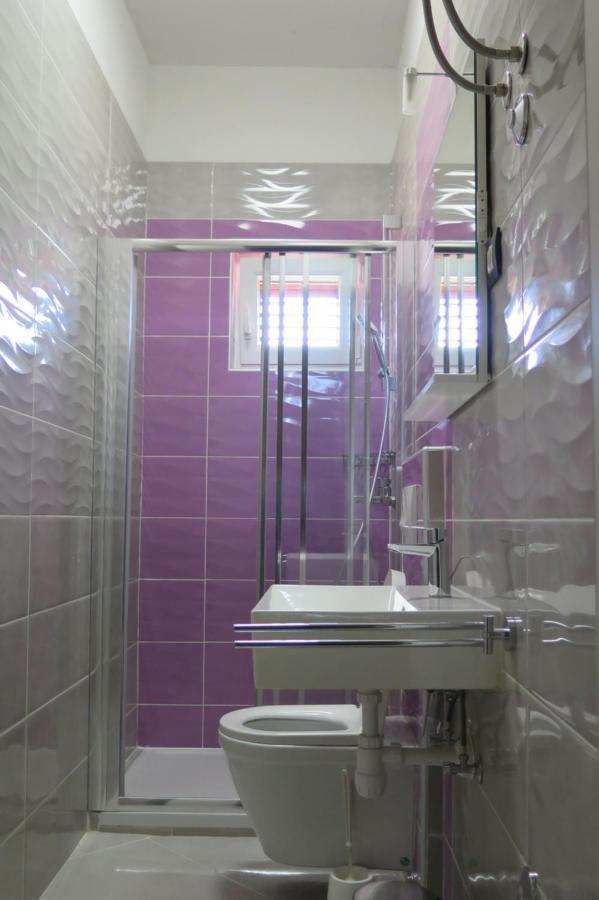 Lumbrela Apartments สตารีกราด-ปาเคลนีซา ภายนอก รูปภาพ